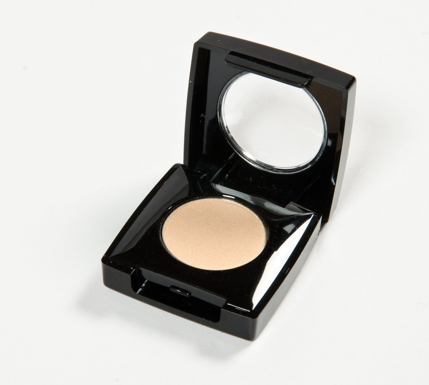 Wine Cellar Collection - Cocktail Party From Danyel Cosmetics - Aura Glow
